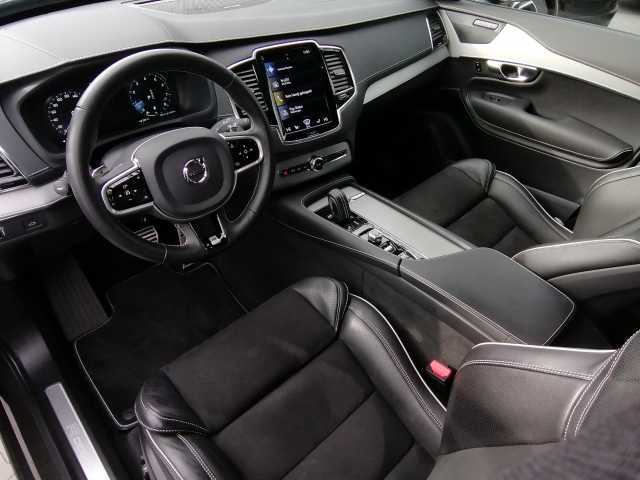 Volvo  B6 AWD R-Design, BLIS, Kamera uvm.